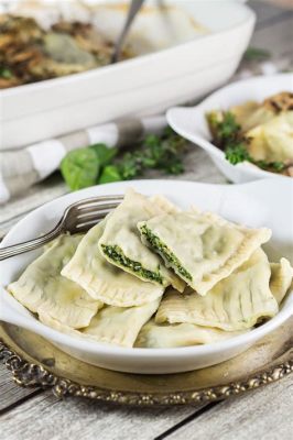  Maultaschen: Món ăn truyền thống Đức với nhân thịt đầy đặn và lớp vỏ mì mỏng như lụa!